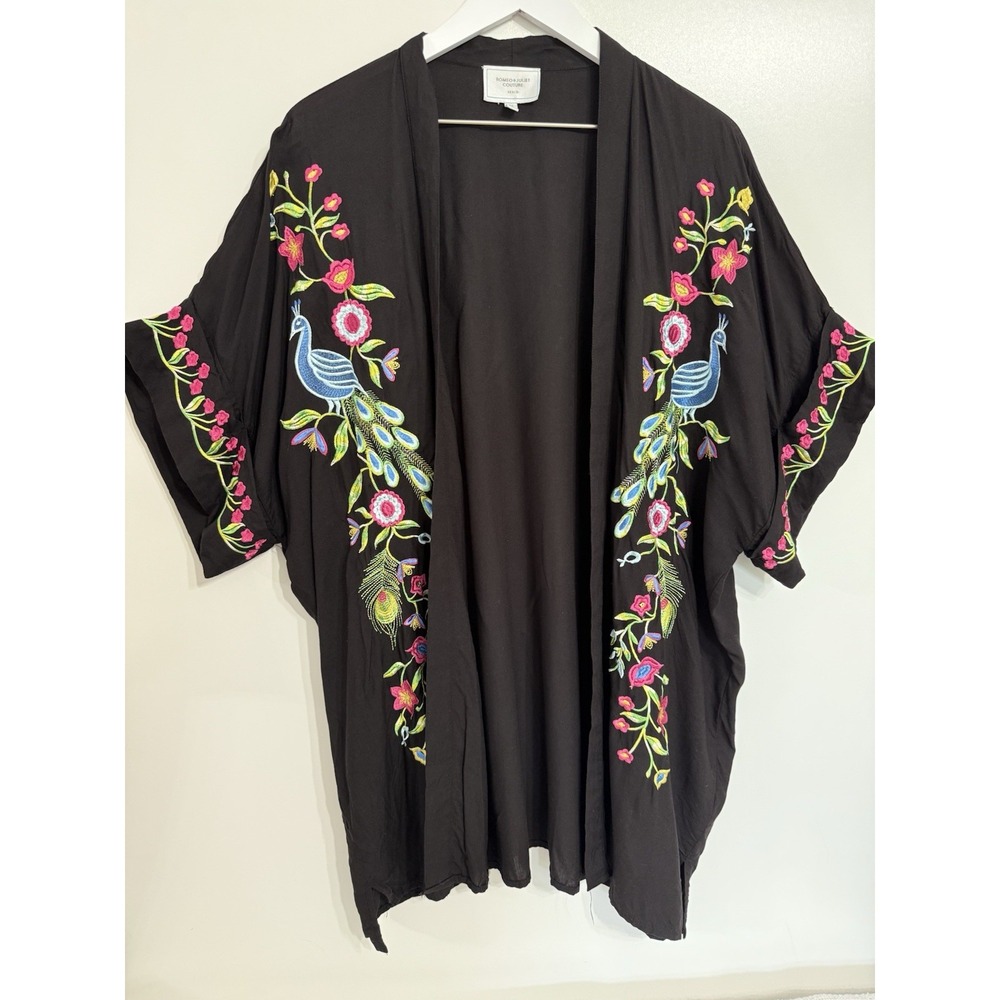 Romeo & Juliet‎ Couture Floral Embroidered Kimono, 100% rayon, Medium Beach
